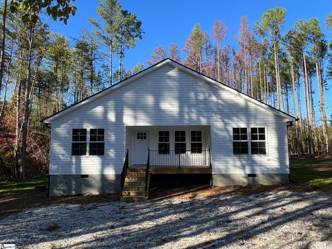 Single Family Residence in West Union SC 439 Pine Hollow Lane.jpg