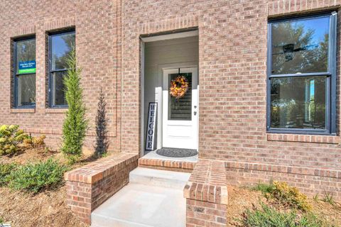 Townhouse in Spartanburg SC 288 College Street.jpg