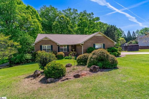Single Family Residence in Boiling Springs SC 366 Shallowford Drive.jpg