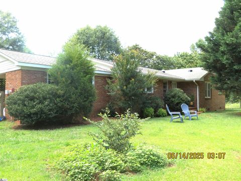 Single Family Residence in Inman SC 2551 Compton Bridge Road.jpg