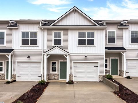 Townhouse in Reidville SC 1524 Yellowwood Court.jpg
