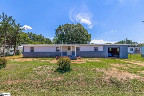 Mobile Home in Spartanburg SC 120 Rosetta Court.jpg