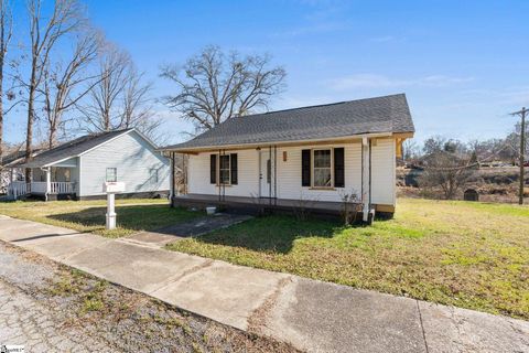 Single Family Residence in Woodruff SC 270 Beason Street.jpg