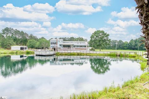 Single Family Residence in Gray Court SC 206 Bull Hill Road.jpg