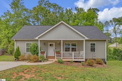 Single Family Residence in Greenville SC 219 Fleetwood Drive.jpg