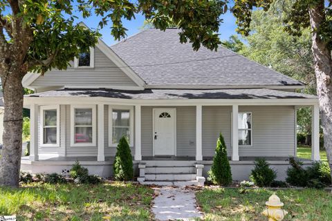 Single Family Residence in Laurens SC 904 Hampton Street.jpg