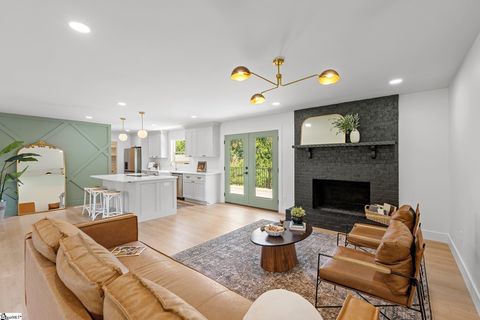 Single Family Residence in Spartanburg SC 3420 Croft Circle.jpg