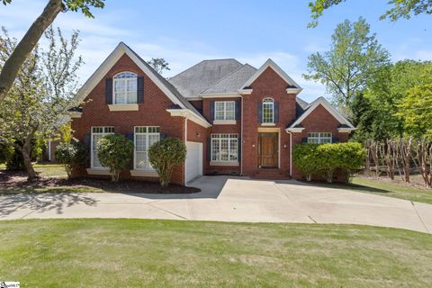 Single Family Residence in Spartanburg SC 236 Horseshoe Lake Drive.jpg