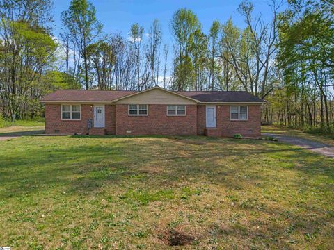 Duplex in Spartanburg SC 137 Pisgah Drive.jpg
