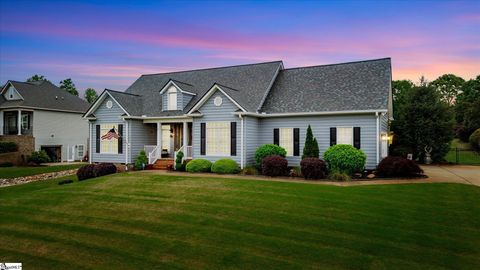 Single Family Residence in Greer SC 108 Saddle Creek Court.jpg