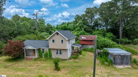 Single Family Residence in Enoree SC 2180 Horseshoe Falls Road.jpg
