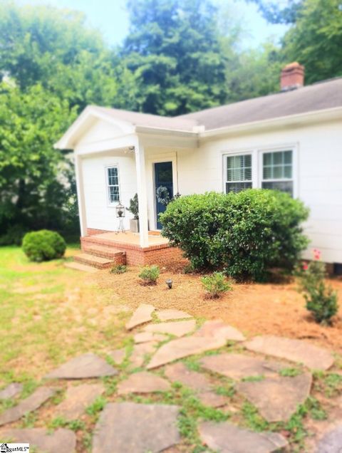 Single Family Residence in Travelers Rest SC 25 Mcelhaney Road.jpg