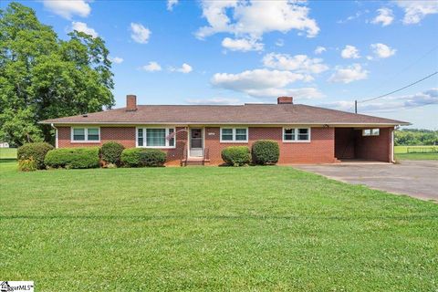 Single Family Residence in Inman SC 2160 Compton Bridge Road.jpg