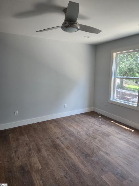 Single Family Residence in Greer SC 200 Broadus Street 6.jpg