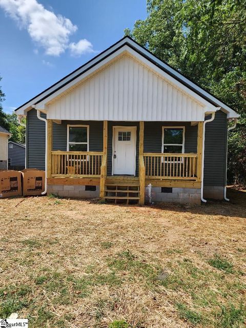 Single Family Residence in Greer SC 140 Broadus Street.jpg