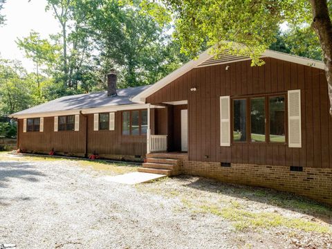 Single Family Residence in Fountain Inn SC 43 Carolina Way.jpg