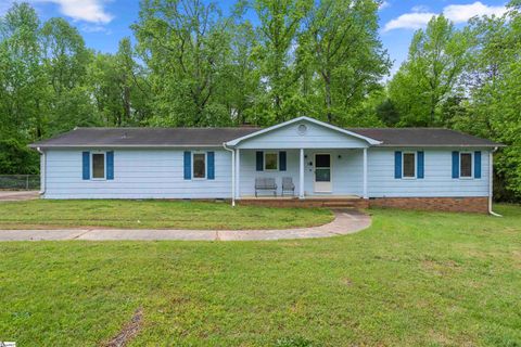 Single Family Residence in Inman SC 222 Mason Drive.jpg