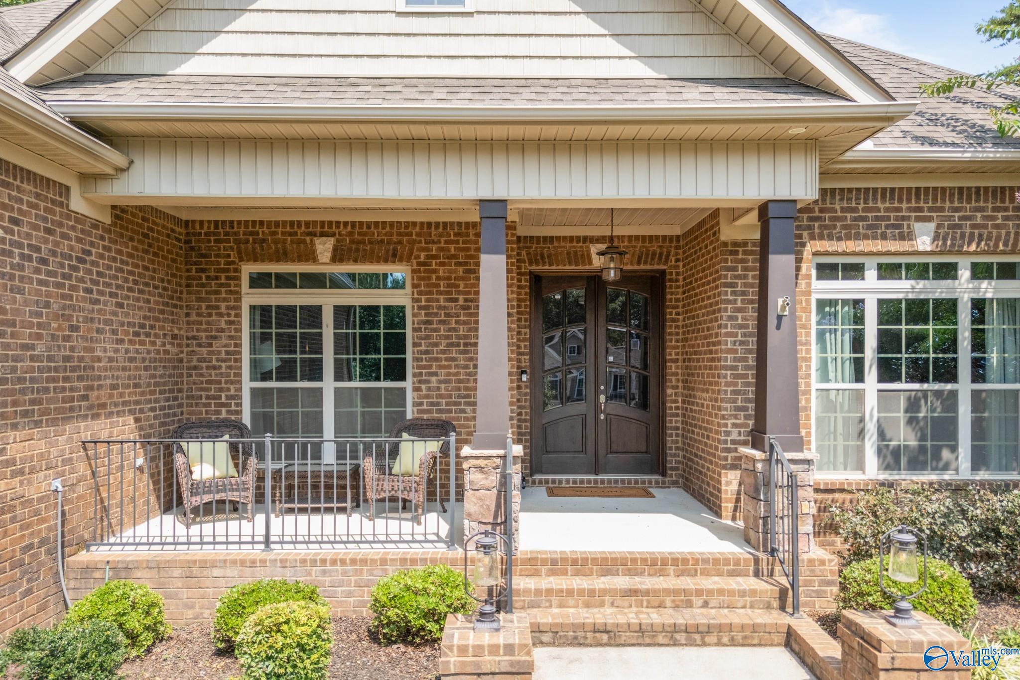 18 Natures Ridge Way, Huntsville, AL 35803 photo