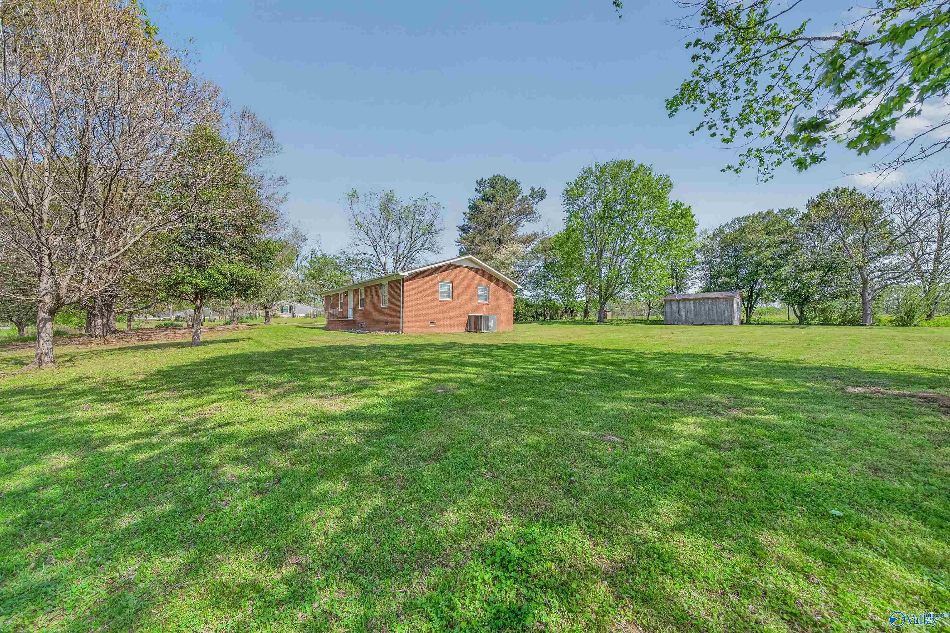 1101 Mint Spring Rd, New Market, AL 35761 photo
