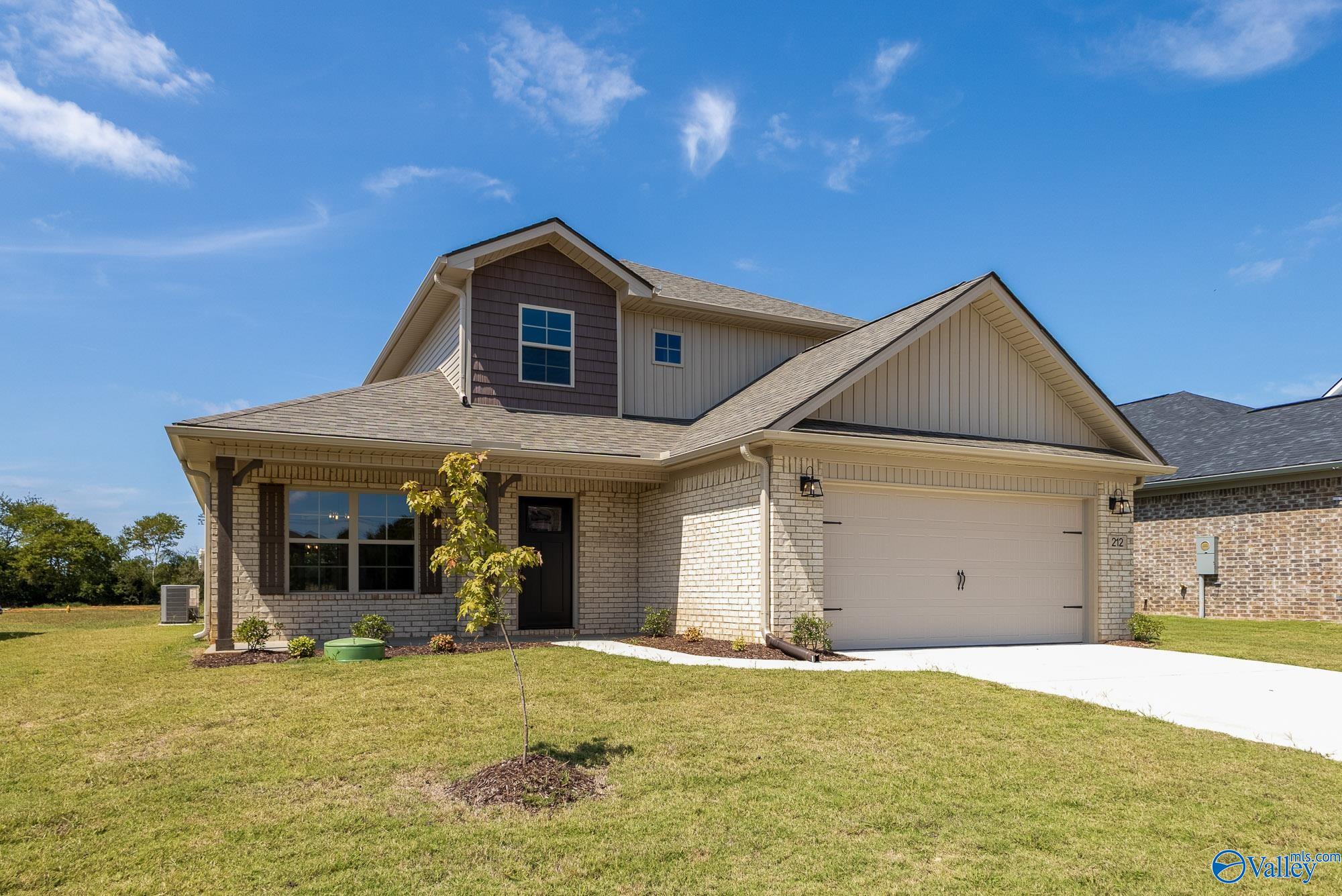 212 Roman Randall Rd, New Market, AL 35761
