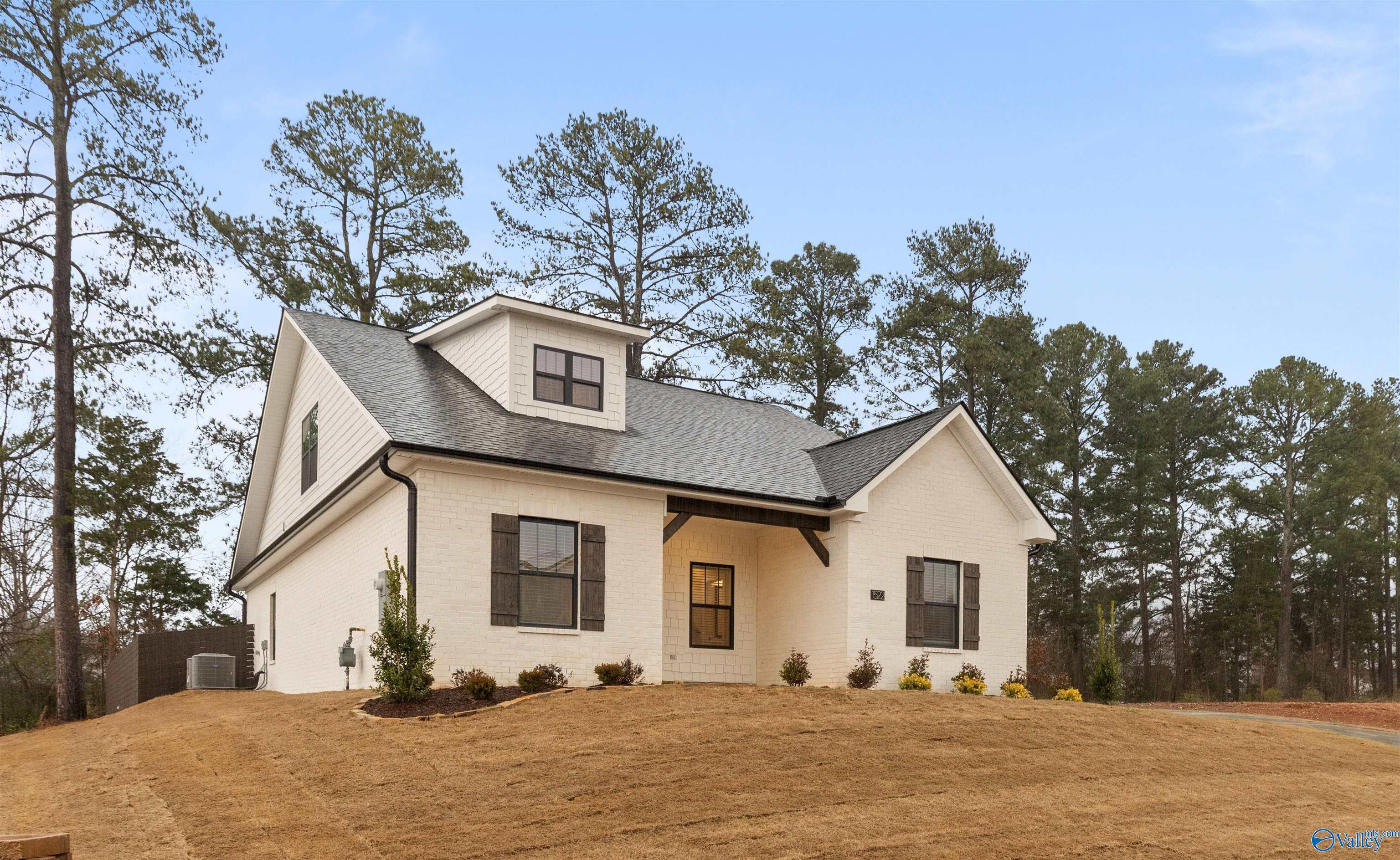 1502 Calistoga Cir, Huntsville, AL 35811 photo