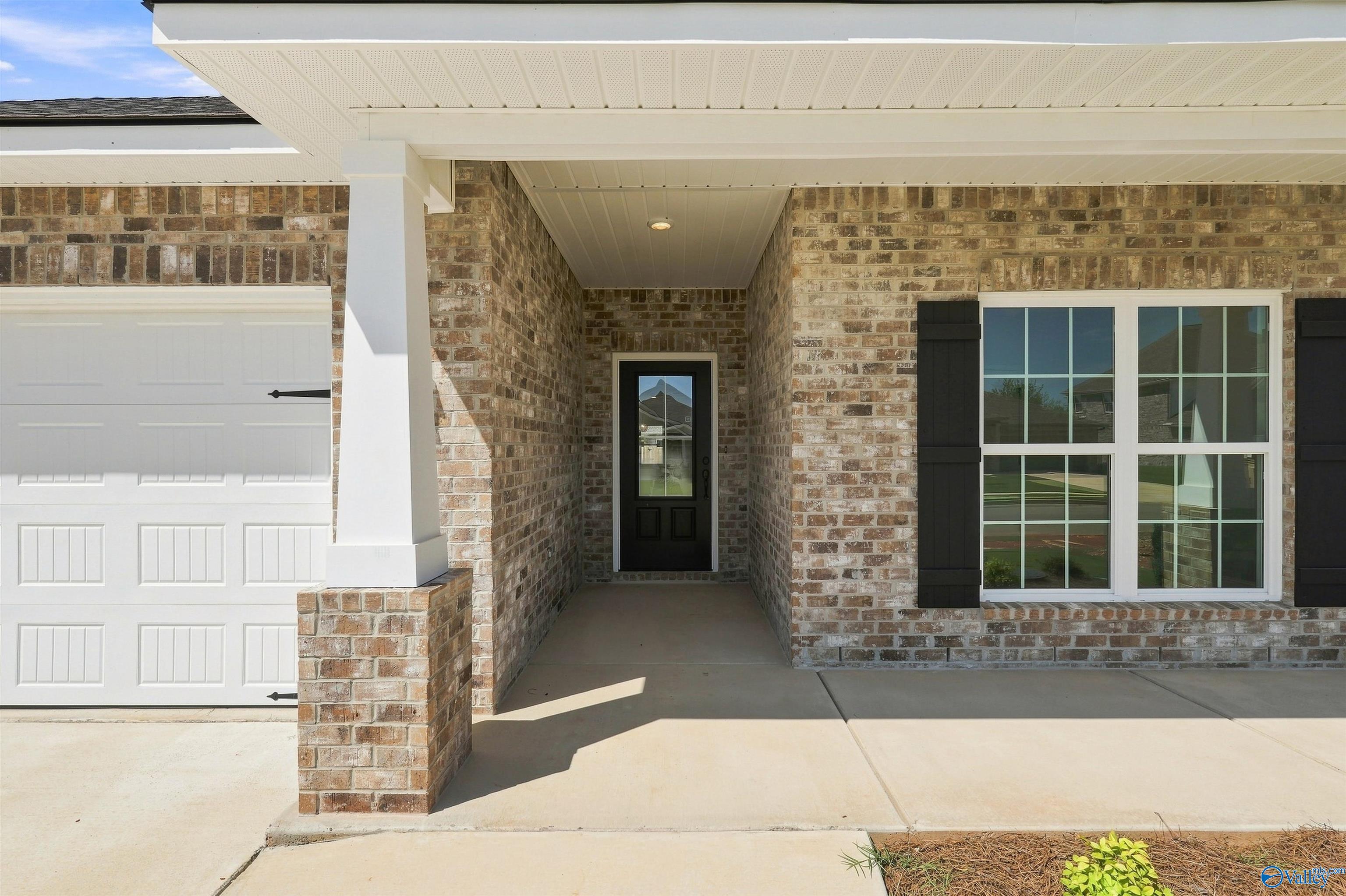 126 Ivy Vine Dr, Toney, AL 35773 photo