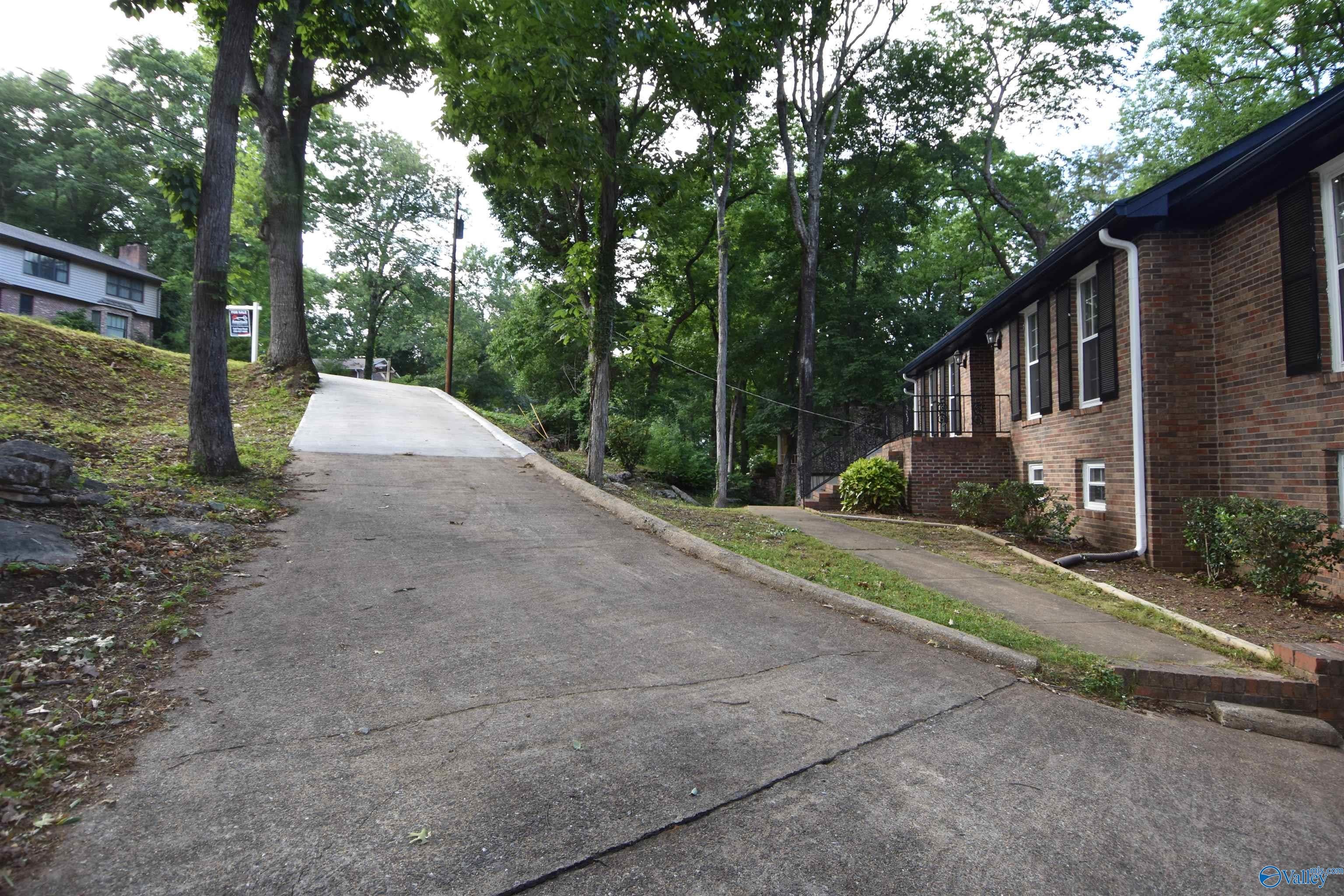 5805 Jones Valley Dr, Huntsville, AL 35802 photo