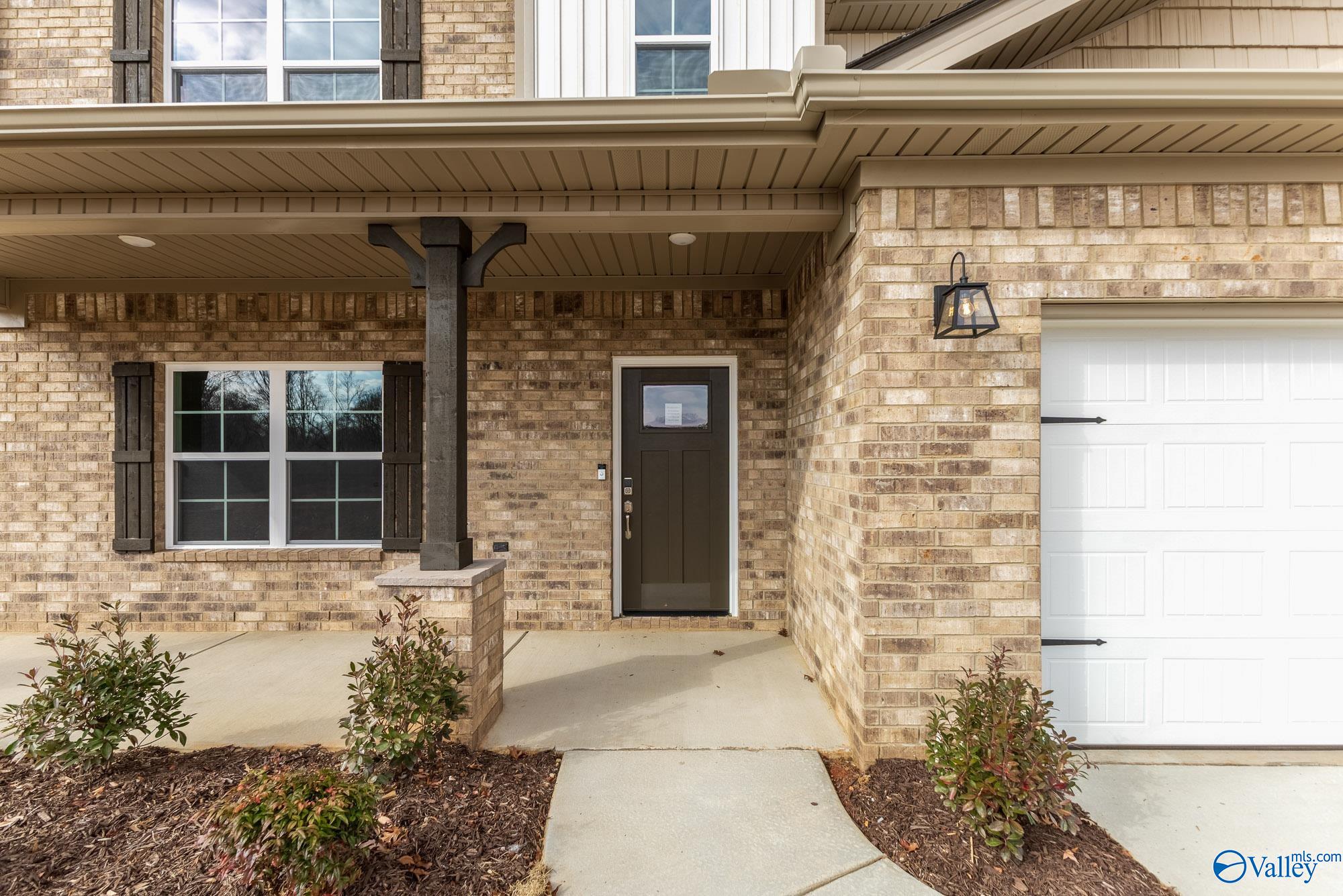 29607 Eaglebrooke Dr, Harvest, AL 35749 photo