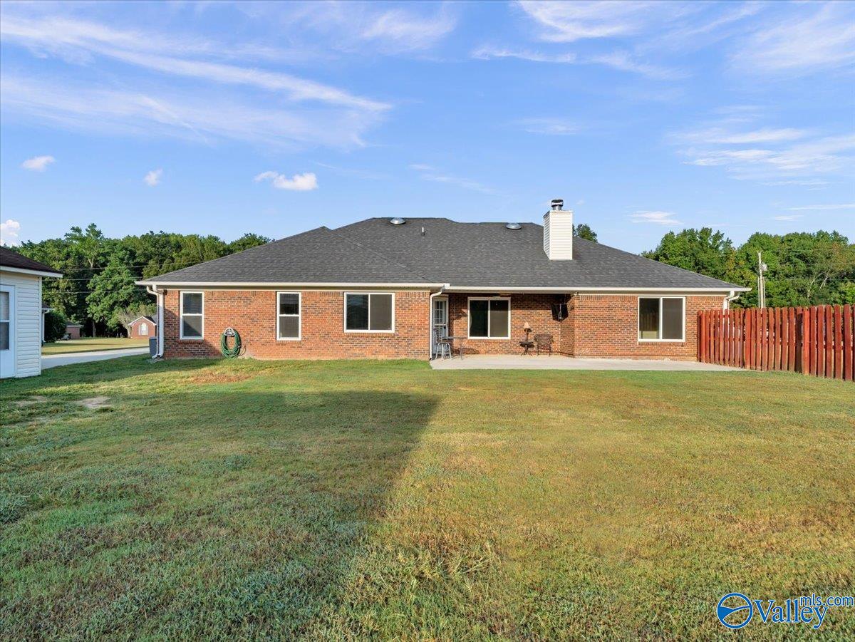 129 Edgebrook Dr, Ardmore, AL 35739 photo