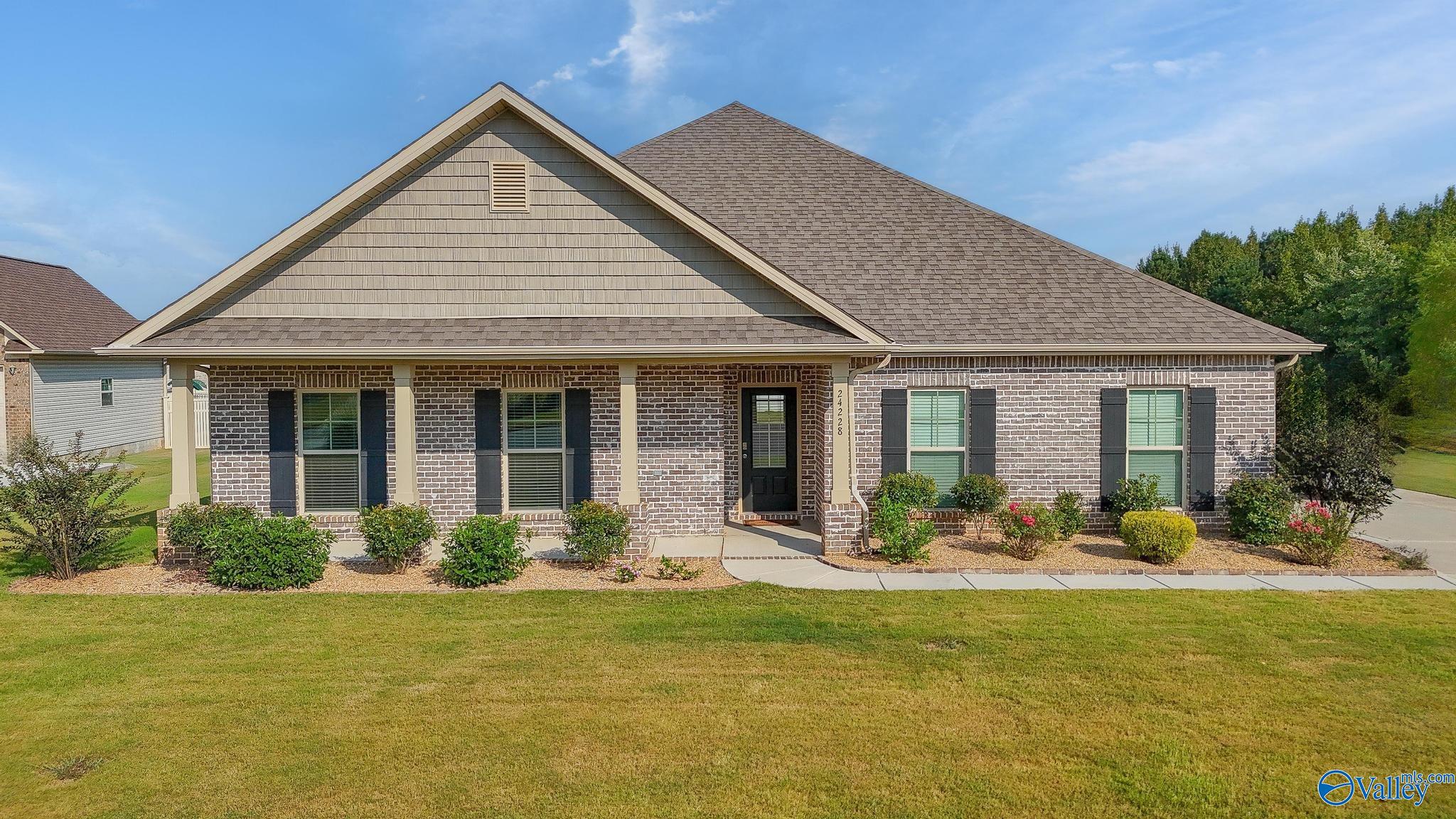 24228 Ransom Spring Dr, Athens, AL 35613