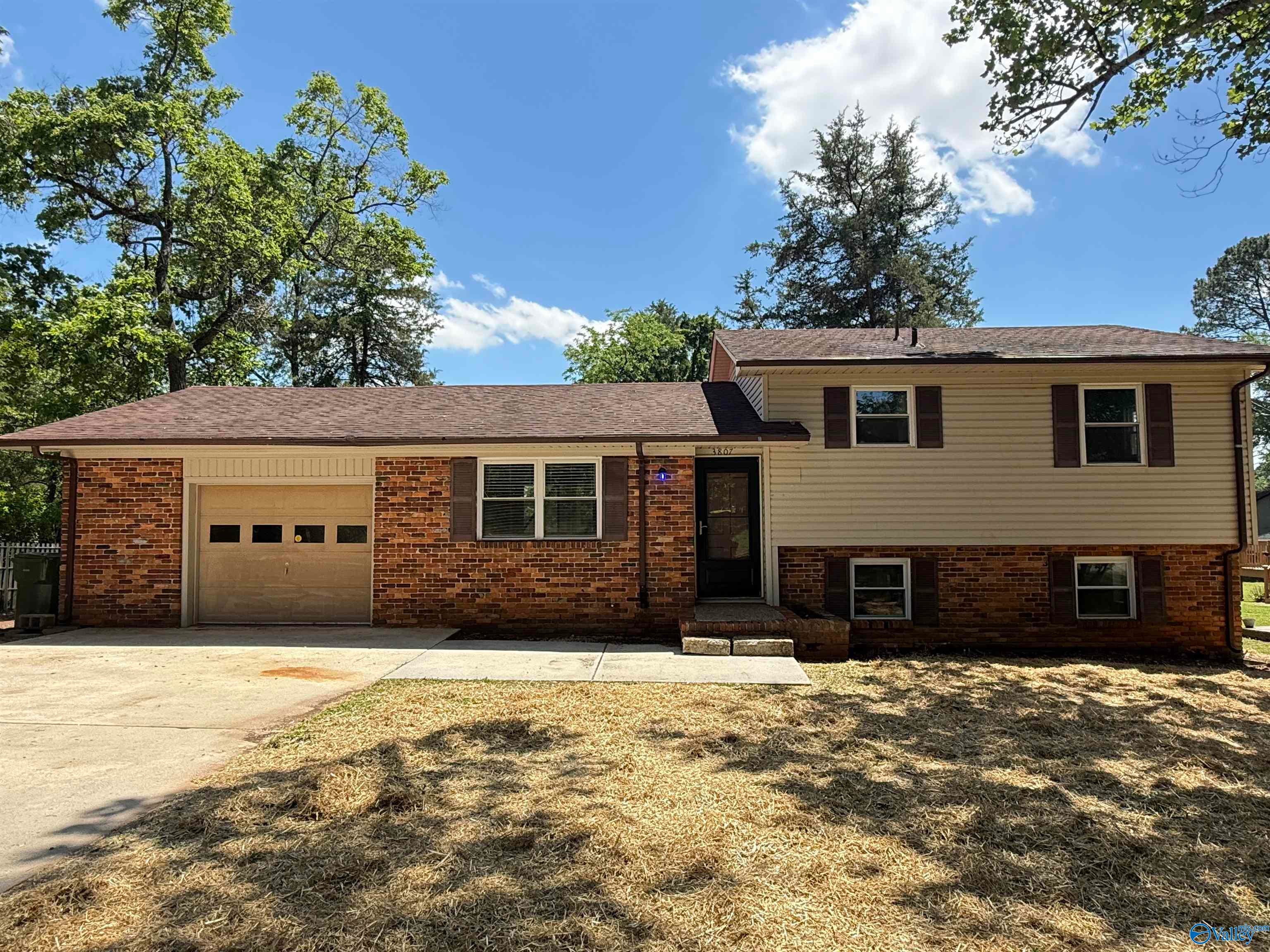 3807 Grizzard Rd, Huntsville, AL 35810