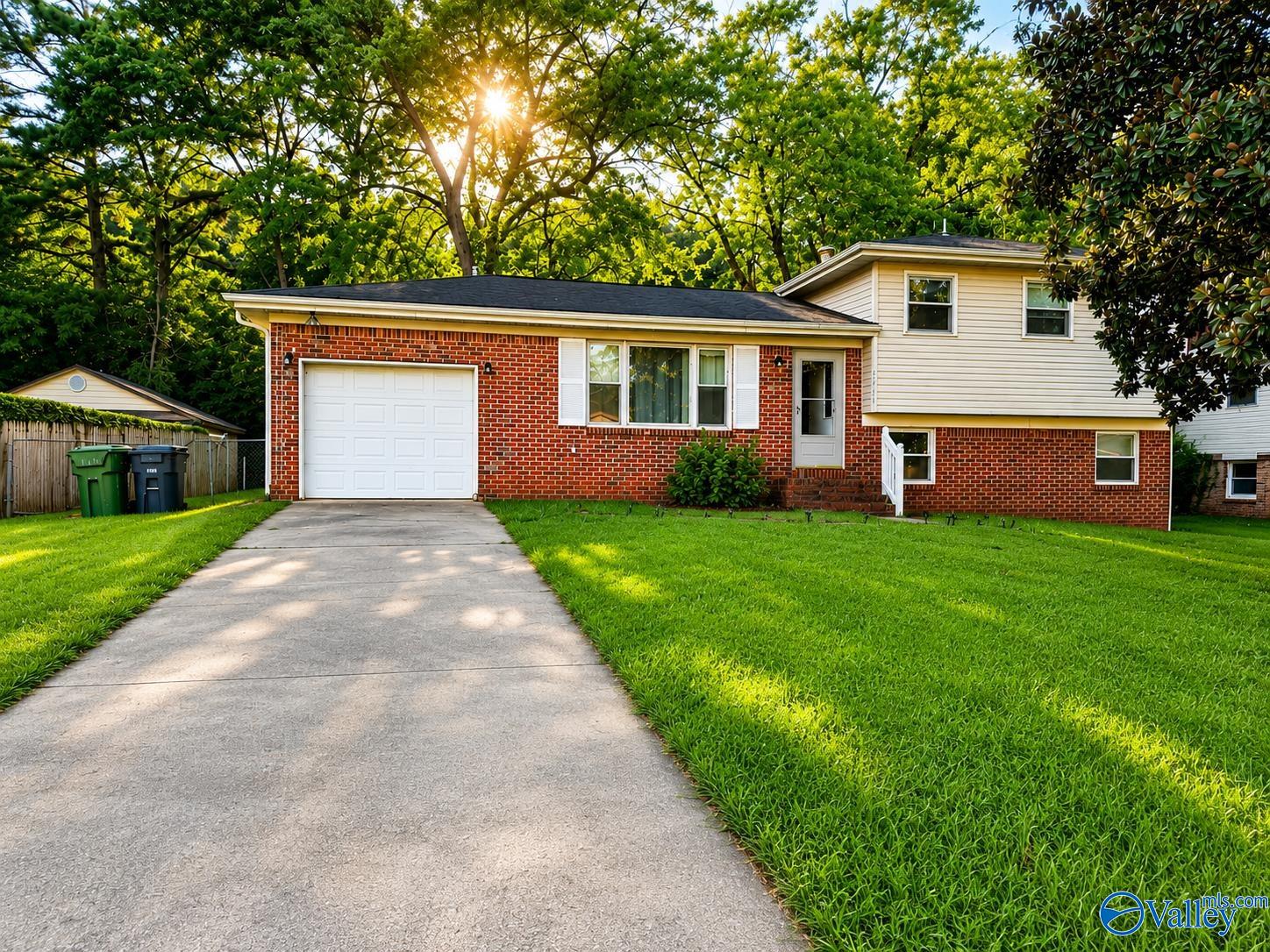 3651 Marymont Dr, Huntsville, AL 35810