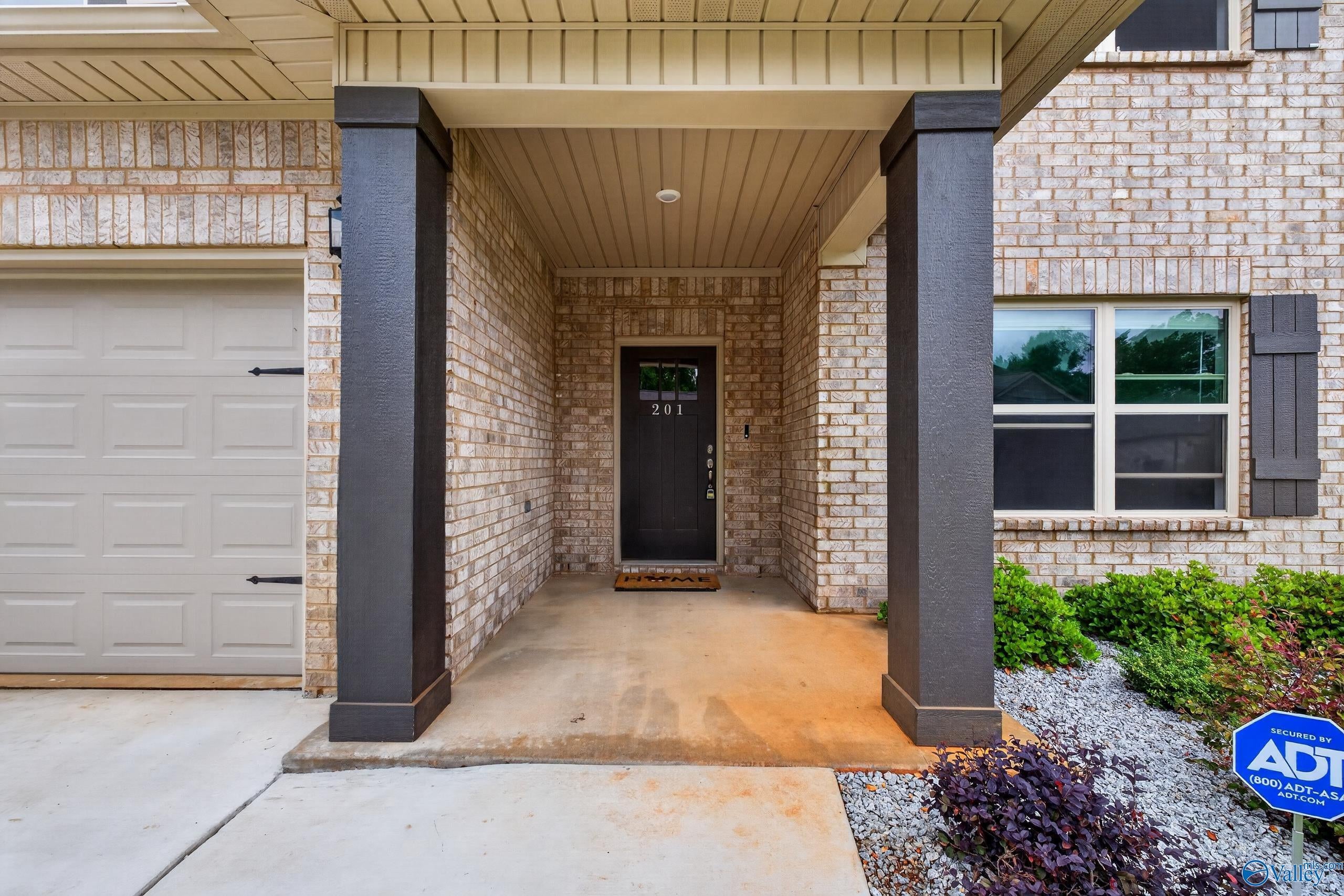 201 Saddle St, New Market, AL 35761 photo