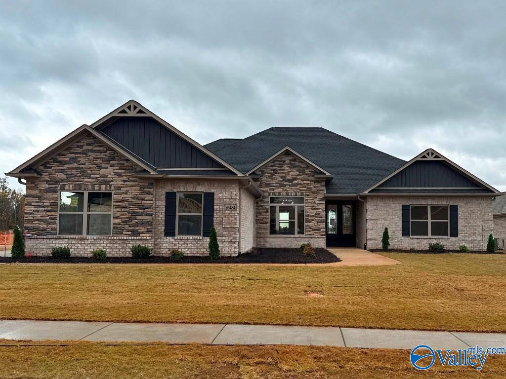 26484 Town Dr, Athens, AL 35613