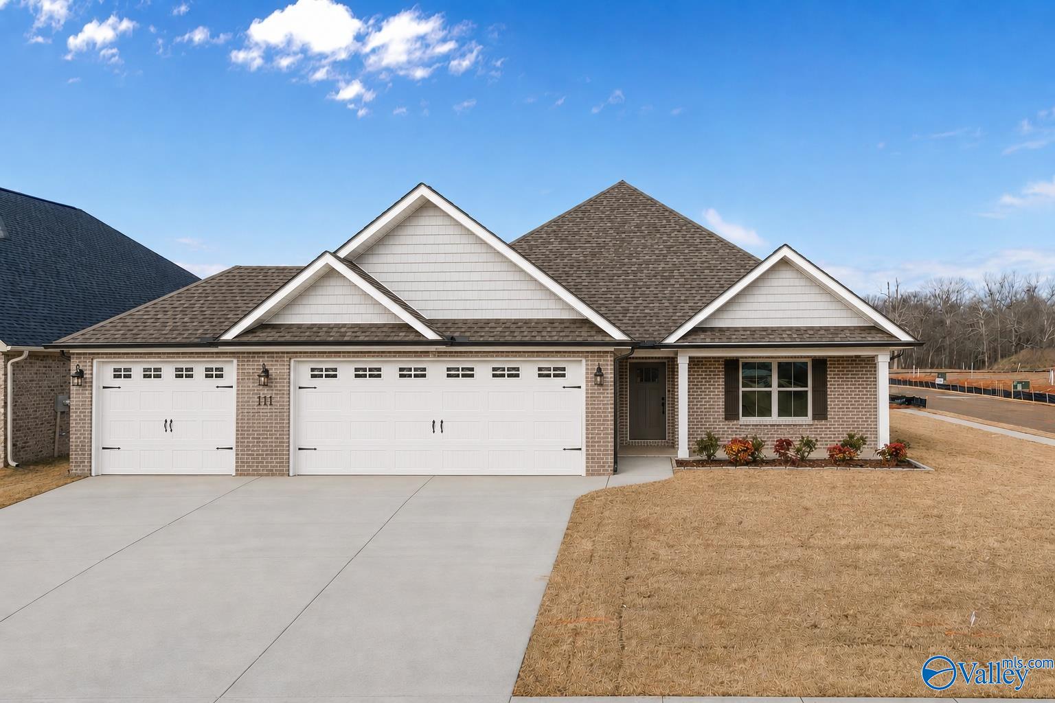 106 Forest Rd, Meridianville, AL 35759