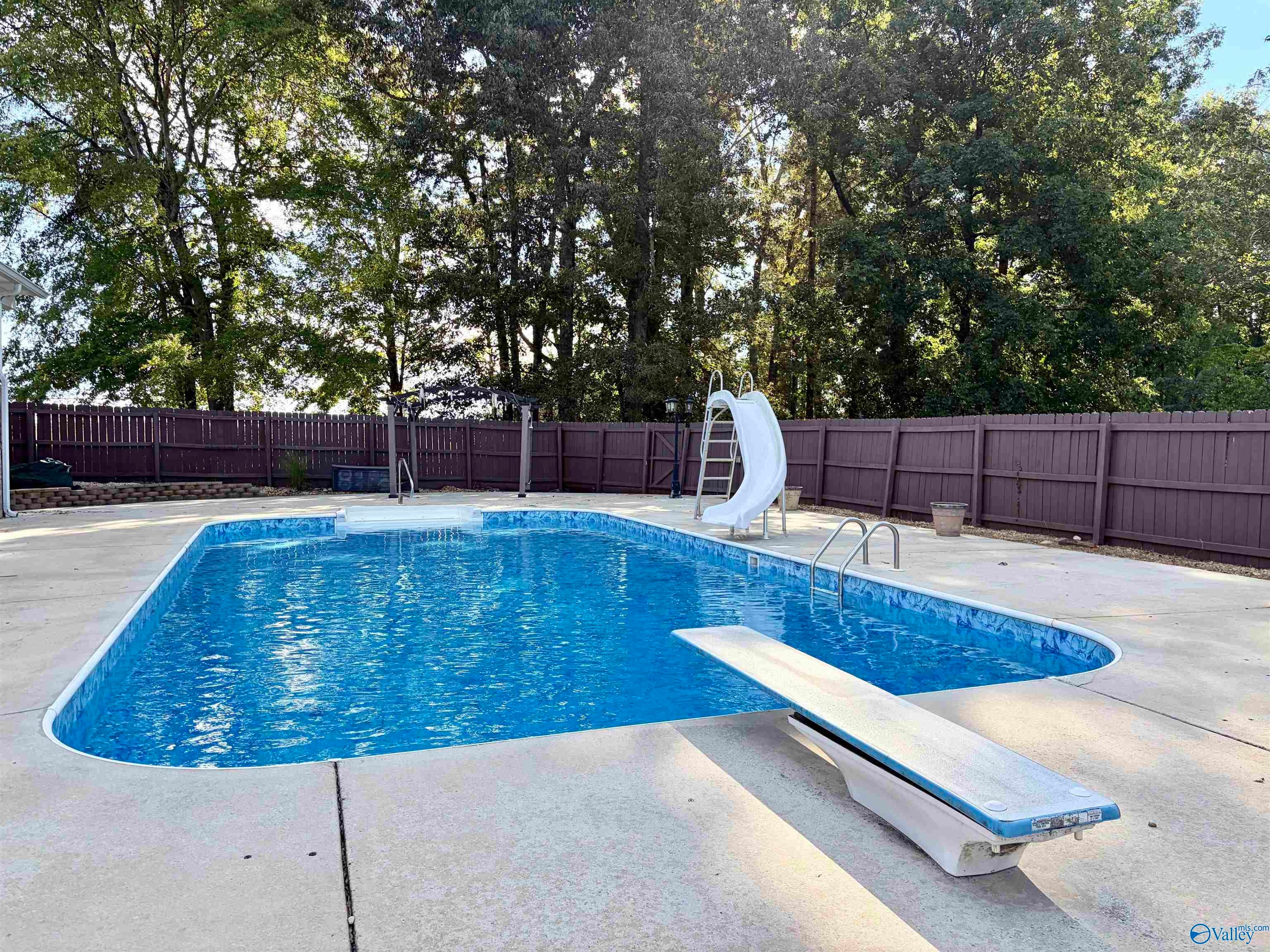 20458 Executive Dr, Tanner, AL 35671 photo