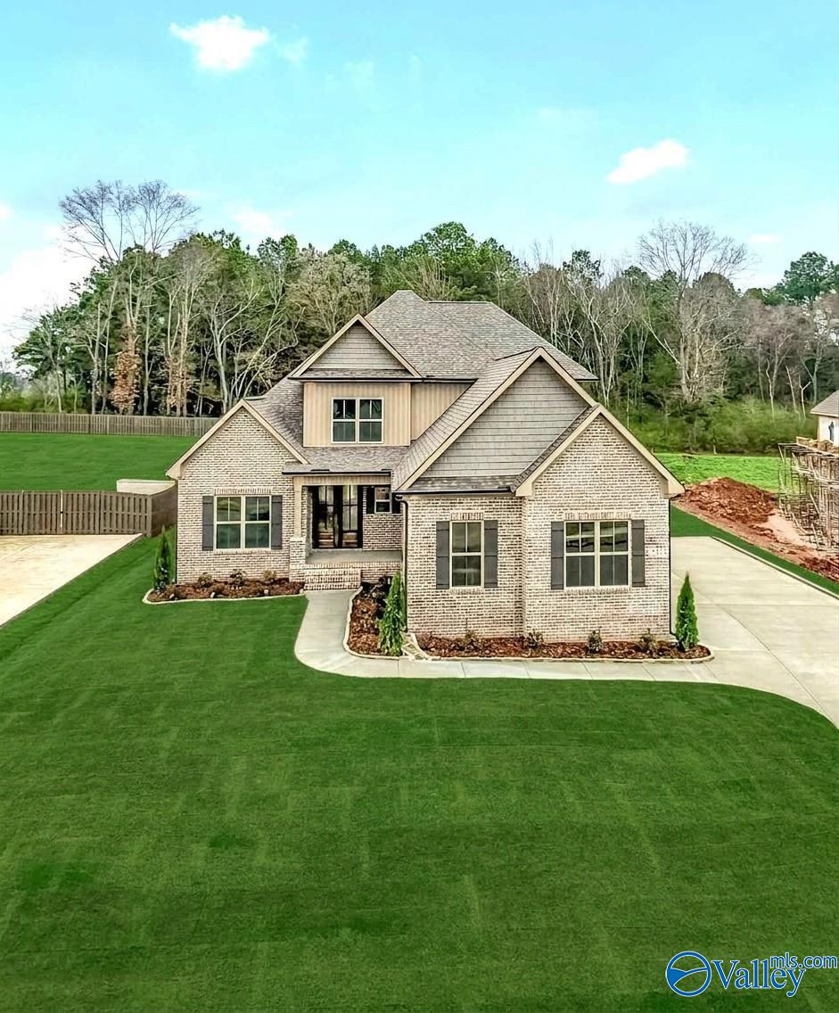 233 Oakland View Dr, Brownsboro, AL 35741
