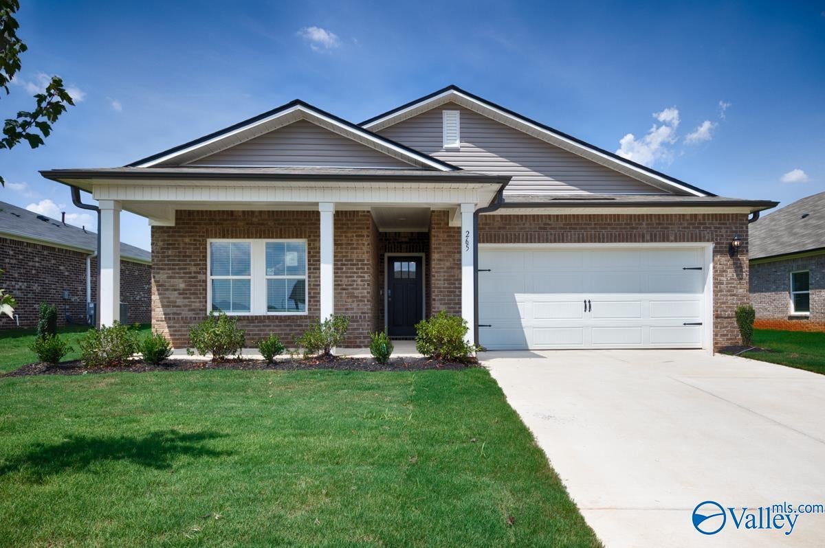 265 Avebury Rd, Meridianville, AL 35759