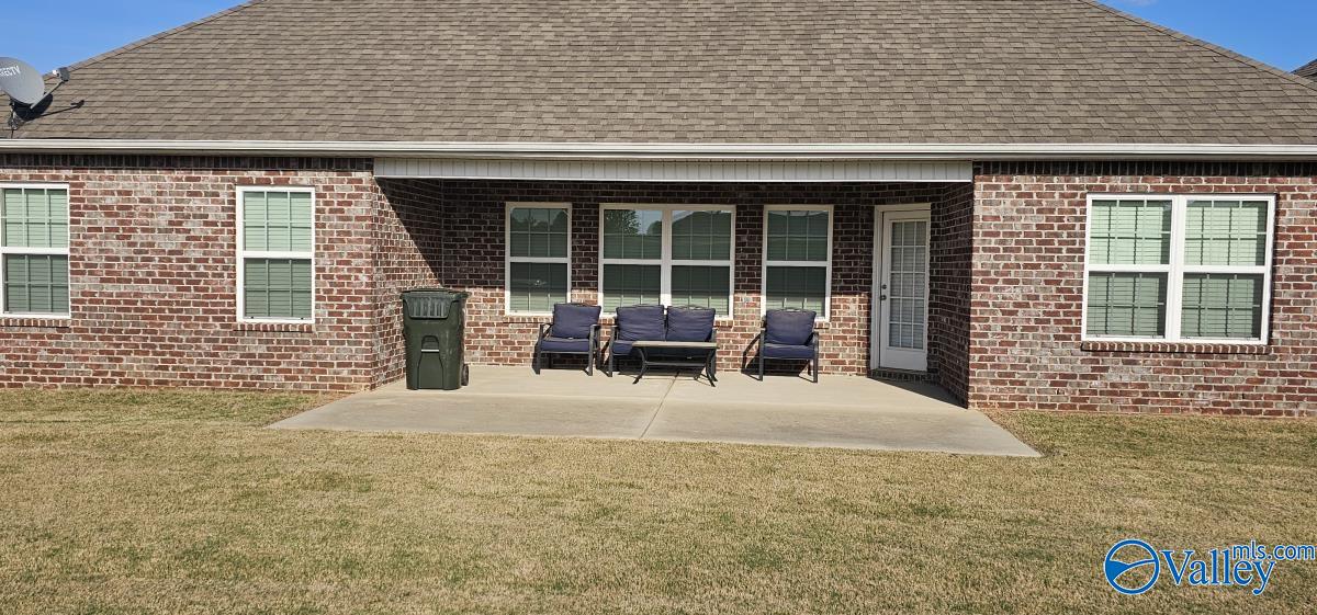 347 Kendall Downs Blvd, Toney, AL 35773 photo