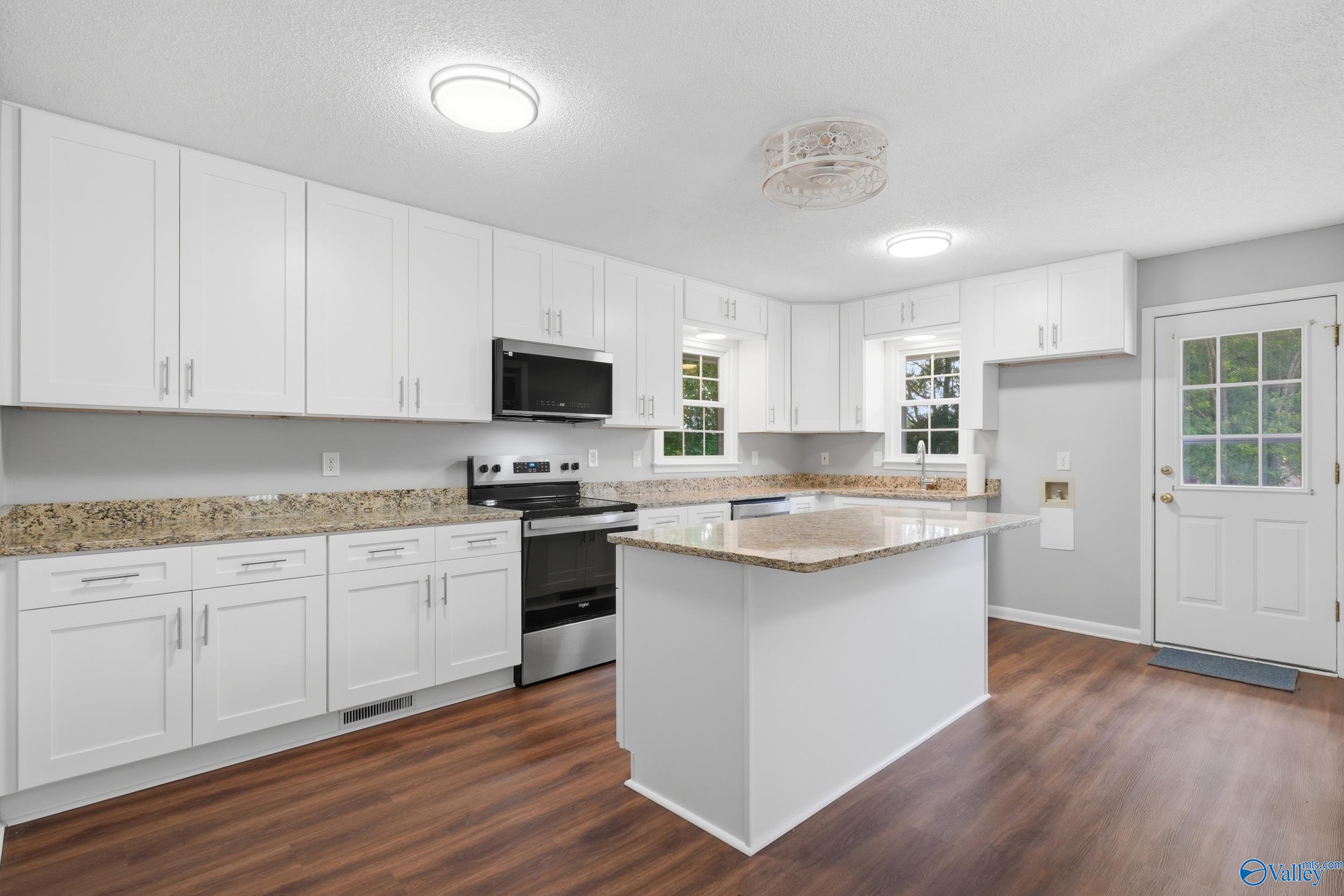 103 Centre Lee Dr, Huntsville, AL 35806 photo