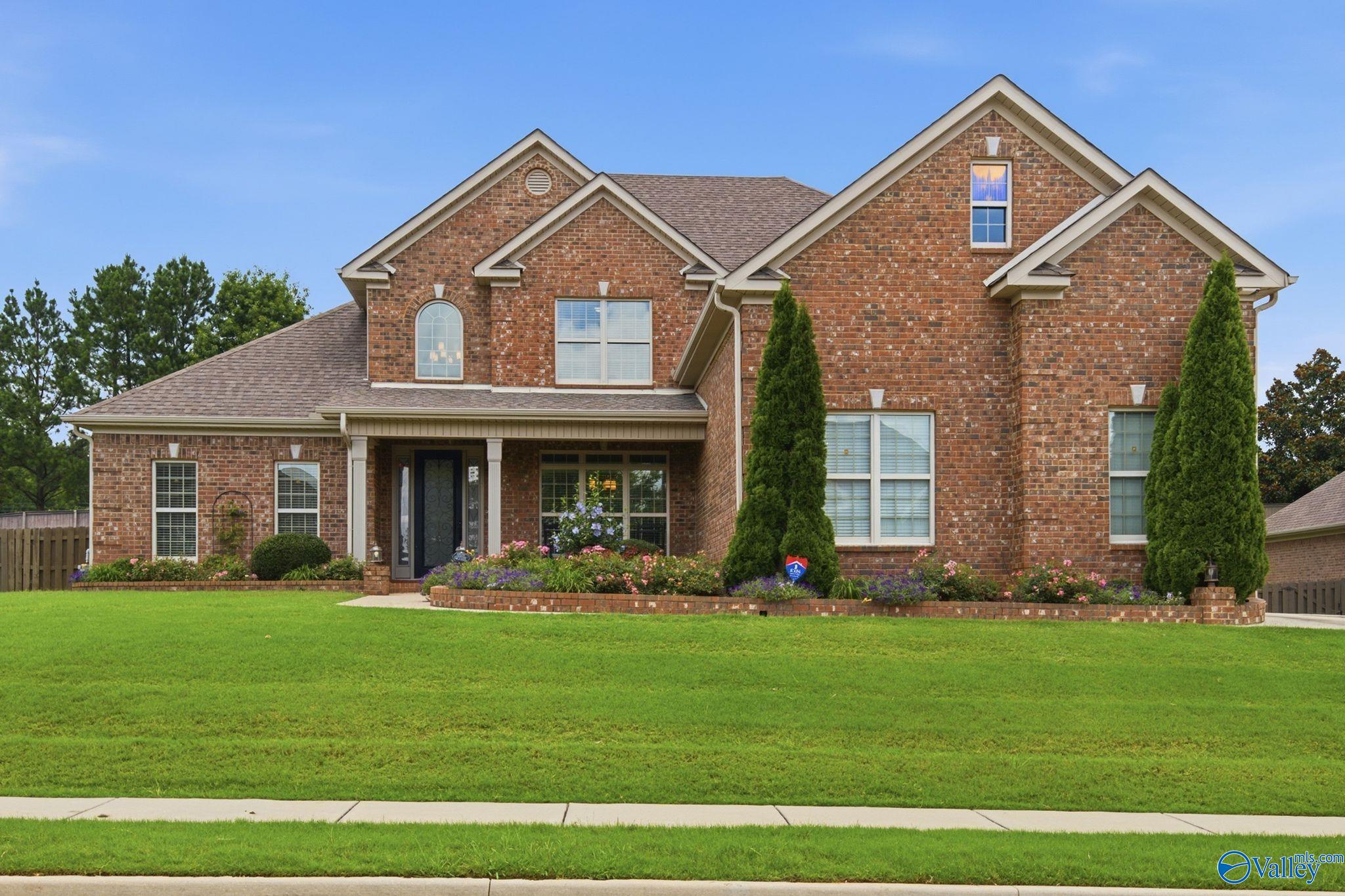 214 Legendwood Dr, Madison, AL 35757 photo