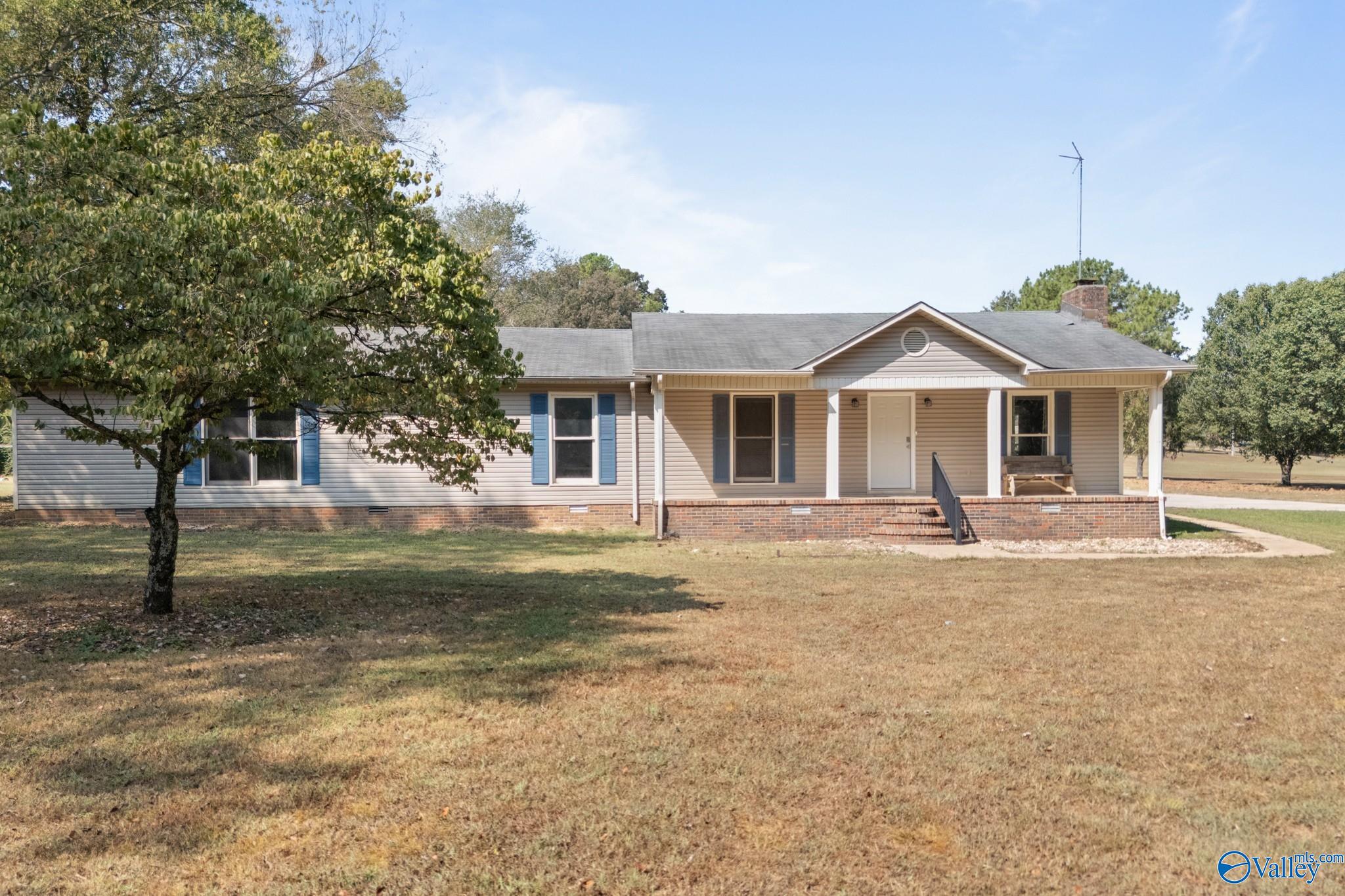 26389 Johnson Ln, Toney, AL 35773