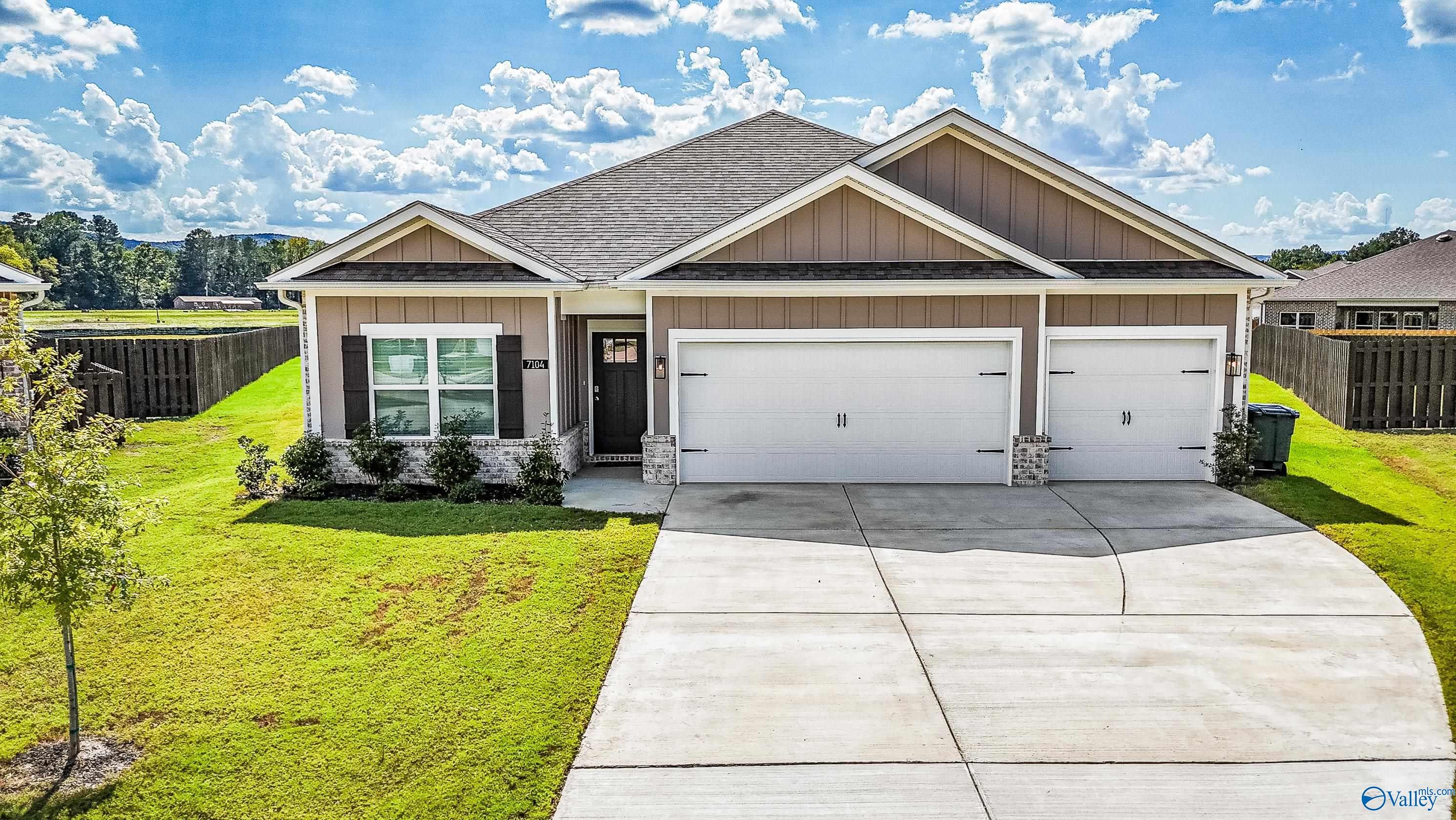 7104 Kalli Ilyssa Cir, Gurley, AL 35748