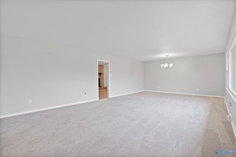 Single Family Residence in Hazel Green AL 118 Pauline Drive 11.jpg