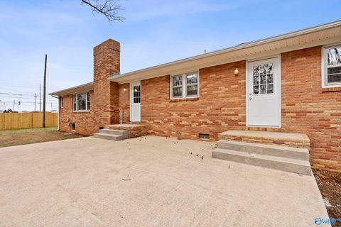 Single Family Residence in Hazel Green AL 118 Pauline Drive 25.jpg