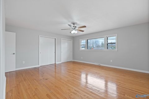 Single Family Residence in Hazel Green AL 118 Pauline Drive 15.jpg