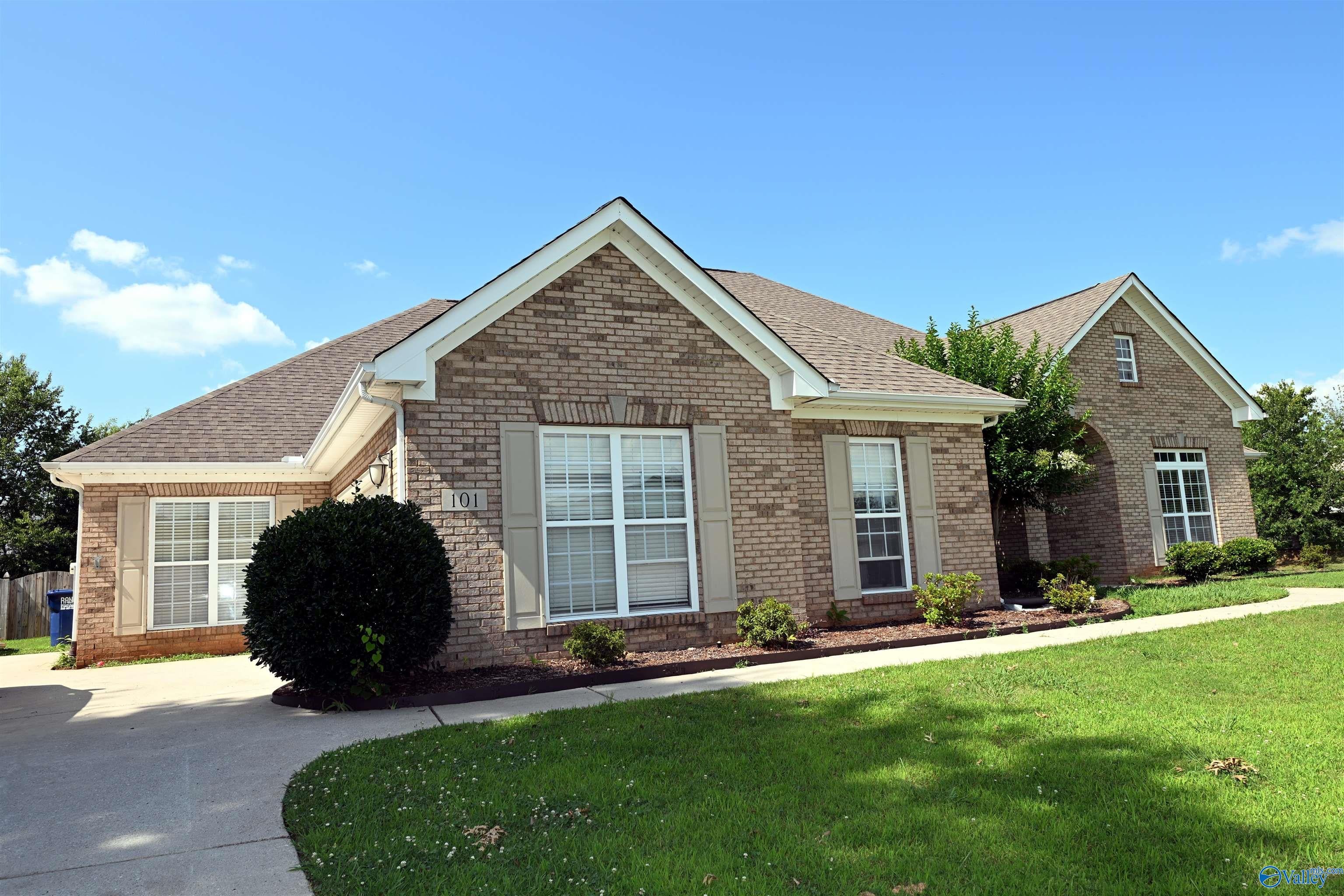101 Misty Glen Dr, Madison, AL 35757