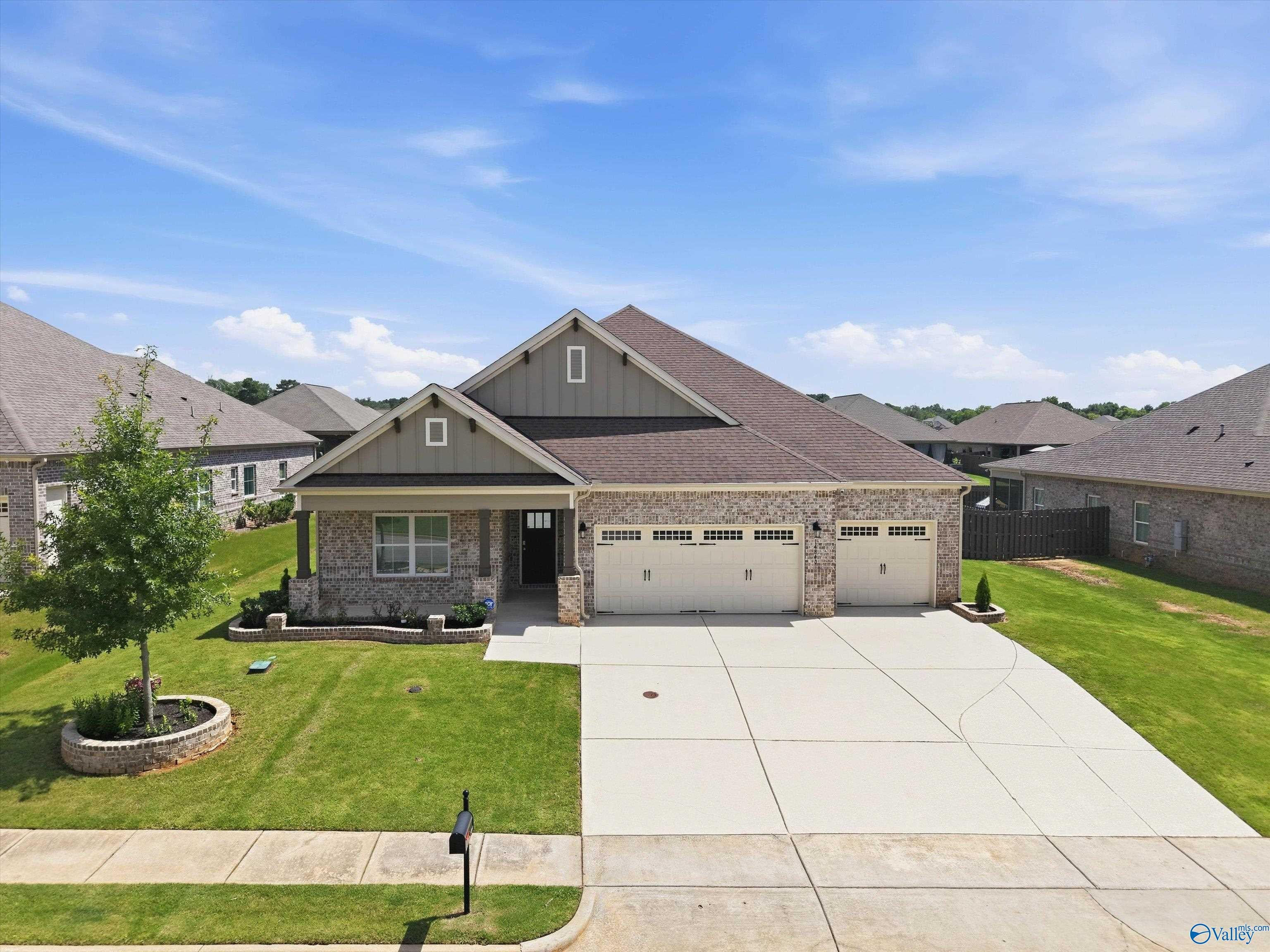 14840 Willow Rose Ln, Athens, AL 35613