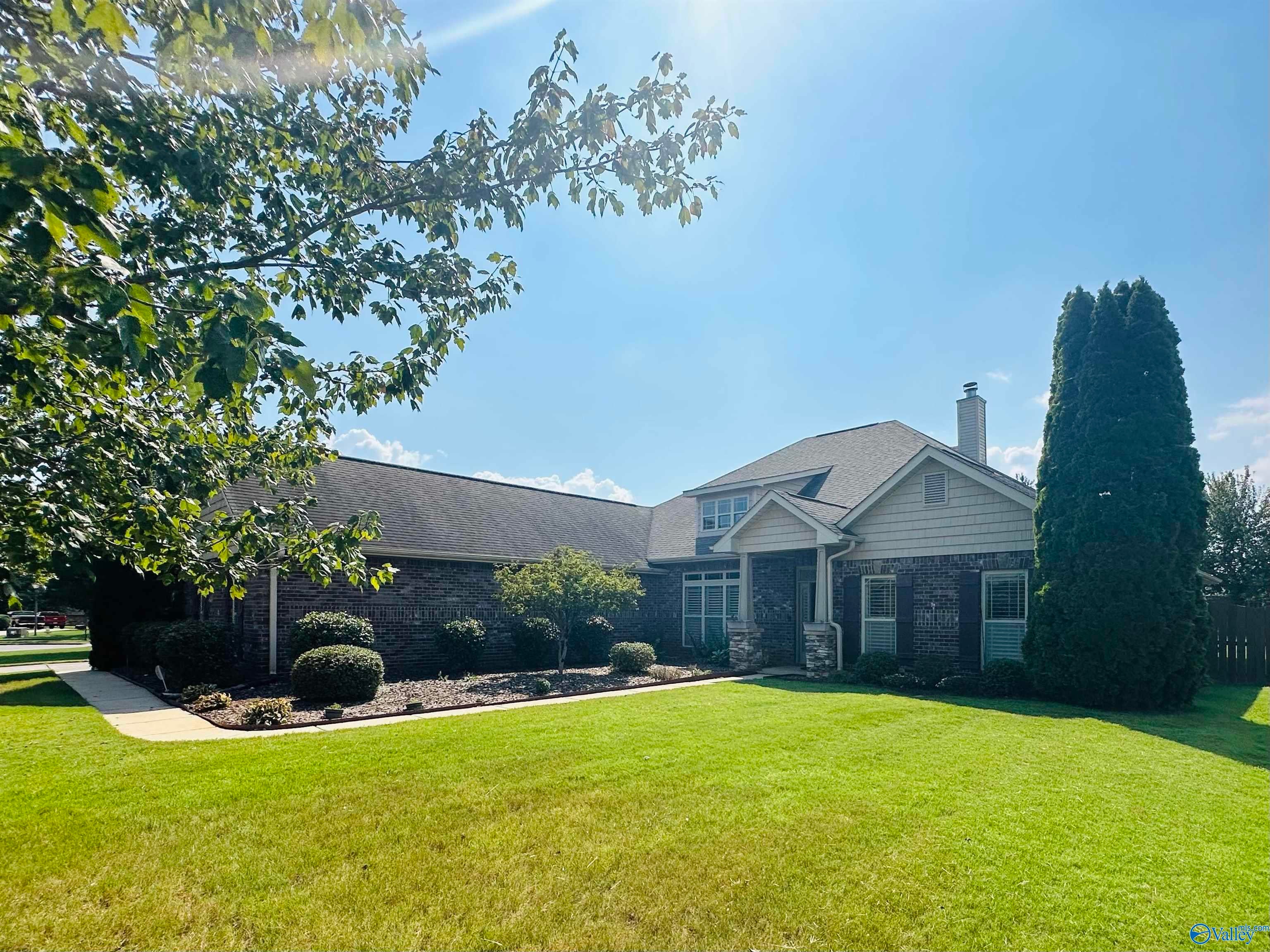 706 Tide Creek Dr, Madison, AL 35756 photo