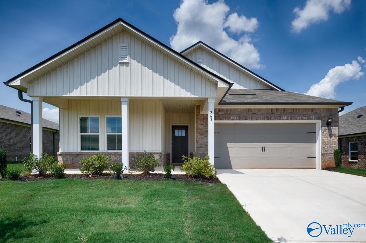 263 Avebury Rd, Meridianville, AL 35759
